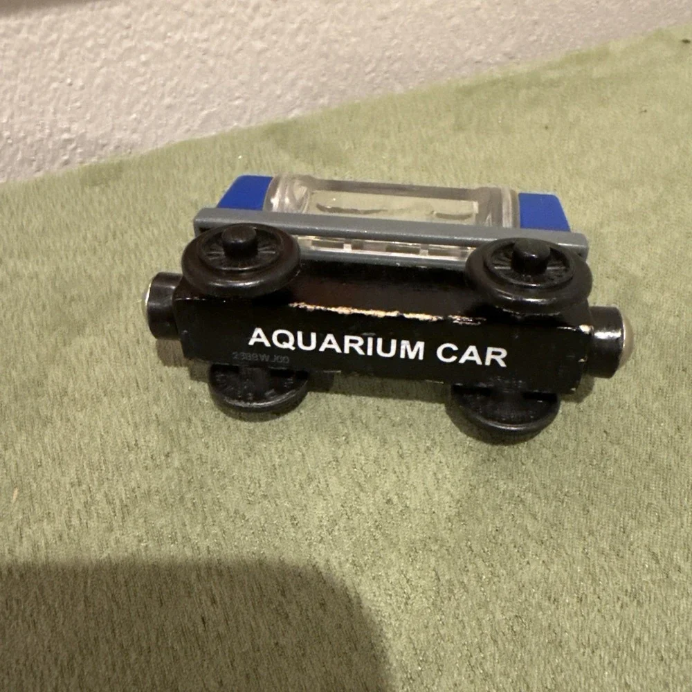 thomas‎ and friends aquarium Car Shark